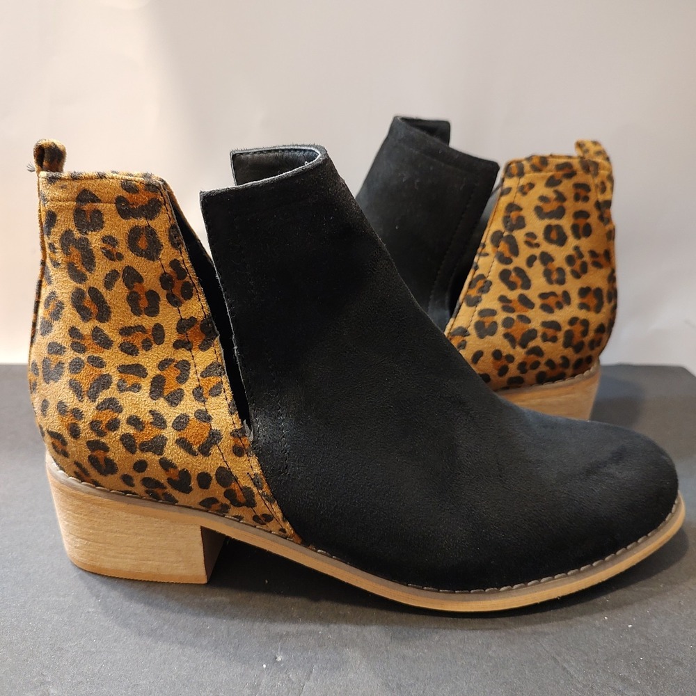 Corkys Boutique Shield Sz 9 Women Split Black Cheetah Print Ankle Booties boho